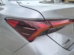 2022 Toyota Avalon 2.0L XLE Premium — фото 36