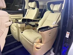 2021 Toyota Vellfire Hybrid 2.5L HV Premium, чёрный — фото 13