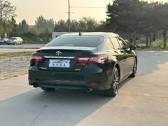 2021 Toyota Camry 2.5G Luxury, чёрный — фото 6