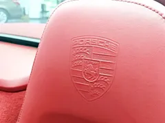 2022 Porsche 718 Boxster 2.0T, белый — фото 15