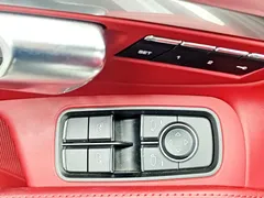 2022 Porsche 718 Boxster 2.0T, белый — фото 17