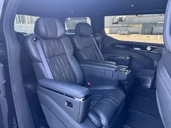 2024 Zeekr 009 6-Seat Executive 4WD 108kWh, чёрный — фото 6