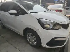 2021 Honda Fit 1.5L CVT, белый — фото 3