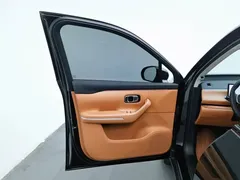 2026 Leapmotor C16 EV 630 LiDAR 6-seat, чёрный — фото 8