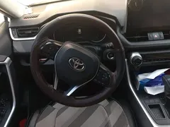 2021 Toyota RAV4 2.0L CVT 2WD Fashion, белый — фото 15