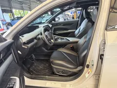 2022 Changan UNI-V 1.5T Premium — фото 8