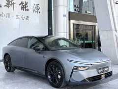 2024 Xpeng P7+ Limited Max — фото 3