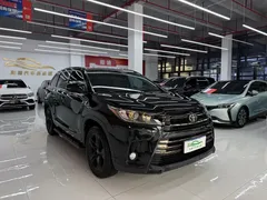 2021 Toyota Highlander 2.0T 4WD 7, чёрный — фото 3