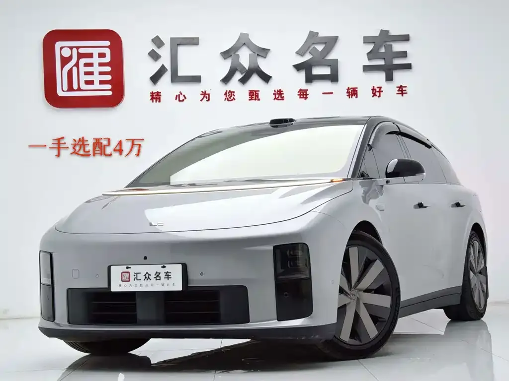 2025 Li Auto i6 4WD Standard