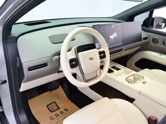 2025 Li Auto i6 4WD Standard — фото 5