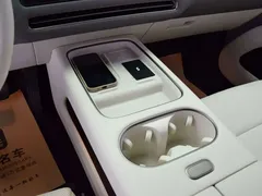 2025 Li Auto i6 4WD Standard — фото 16