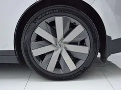 2025 Li Auto i6 4WD Standard — фото 19
