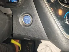 2021 Toyota Corolla Hybrid 1.8L E-CVT Elite, белый — фото 9