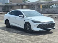 2025 BYD Qin L PHEV Smart Driving 120km Leading, белый — фото 4