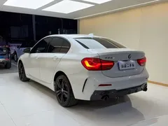 2022 BMW 1 Series 125i M Sport Night Edition, белый — фото 18