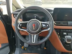 2024 Hongqi HQ9 2.0T PHEV 4WD Business — фото 11