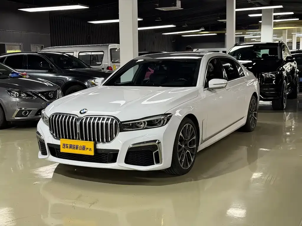 2021 BMW 7 Series 740Li Leading M Sport Package