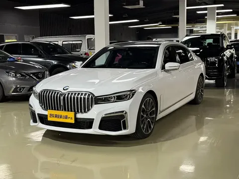 2021 BMW 7 Series 740Li Leading M Sport Package