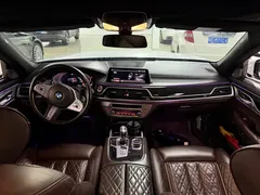 2021 BMW 7 Series 740Li Leading M Sport Package, чёрный — фото 5