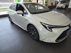 2023 Toyota Levin Hybrid 1.8L Luxury, белый — фото 3
