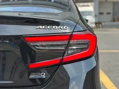 2022 Honda Accord 260TURBO Luxury, чёрный — фото 19