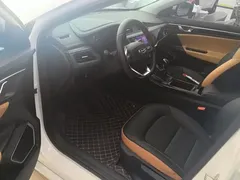 2020 Geely Emgrand GL 1.4T MT Luxury, белый — фото 9