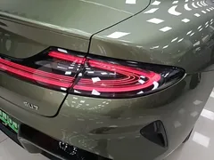 2024 Xiaomi SU7 RWD Long Range Smart Driving, зелёный — фото 8