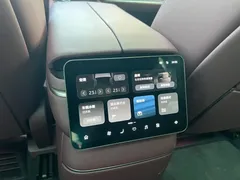 2026 Nio ES8 6-seat Executive Luxury, чёрный — фото 16