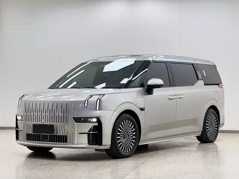 2022 Zeekr 009 WE