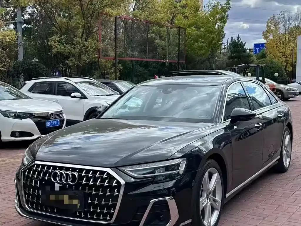 2023 Audi A8L 50 TFSI quattro Select