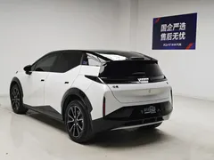 2023 Zeekr X 4WD YOU 4-seat, белый — фото 6