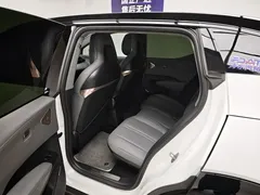 2023 Zeekr X 4WD YOU 4-seat, белый — фото 15