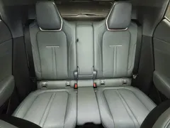 2023 Zeekr X 4WD YOU 4-seat, белый — фото 17