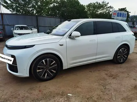 2025 Li Auto L7