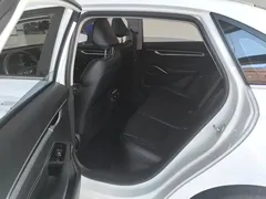 2022 Geely Emgrand 4th Gen 1.5L CVT Premium, белый — фото 11