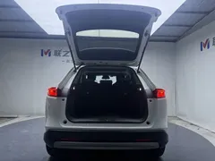 2023 Honda Vezel 1.5L CVT Tech, белый — фото 11