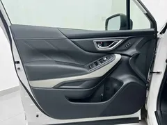 2022 Subaru Forester 2.0i AWD Luxury EyeSight, белый — фото 22