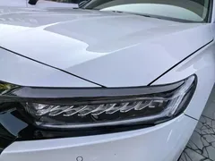 2022 Honda Accord 260TURBO Premium, белый — фото 4