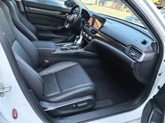 2022 Honda Accord 260TURBO Premium, белый — фото 13