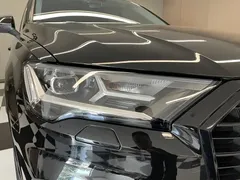 2022 Audi Q7 55 TFSI quattro S line Sport, чёрный — фото 9