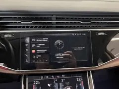 2022 Audi Q7 55 TFSI quattro S line Sport, чёрный — фото 23