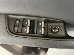 2022 Audi Q7 55 TFSI quattro S line Sport, чёрный — фото 26