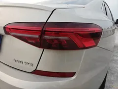 2020 Volkswagen Passat 330TSI Elite — фото 17
