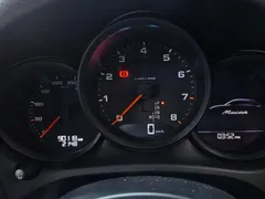 2021 Porsche Macan 2.0T, чёрный — фото 9