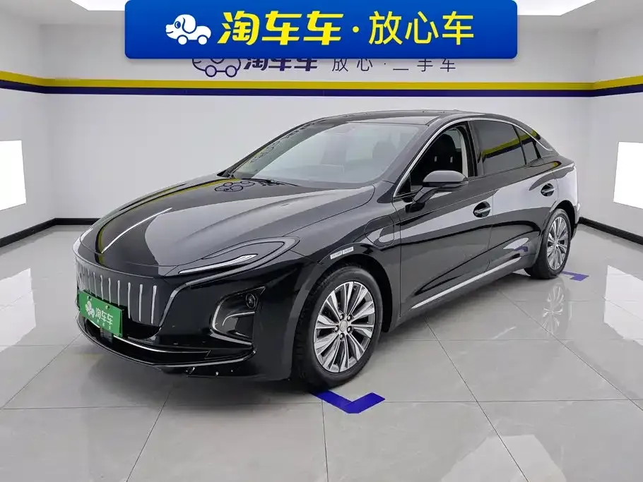 2024 Hongqi E-QM5 EV 500km Travel