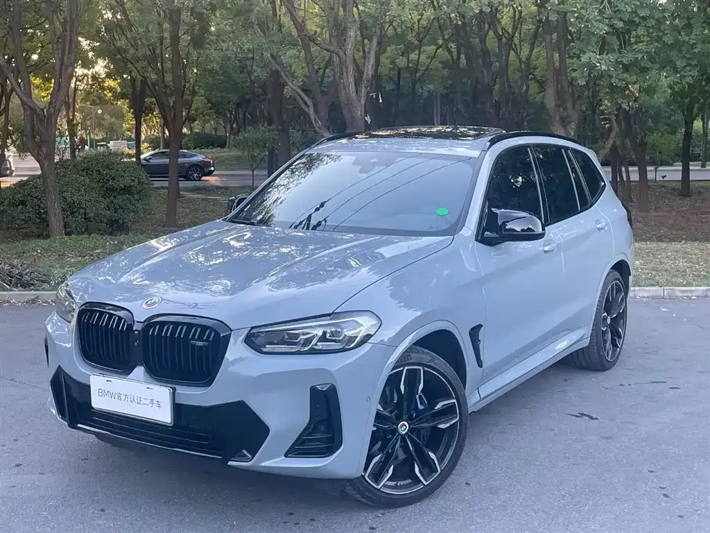 2022 BMW X3 M40i