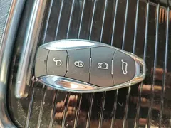 2024 Hongqi HQ9 2.0T PHEV 4WD Business — фото 9