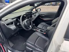 2022 Toyota Levin 1.8H Hybrid E-CVT Sport, белый — фото 6