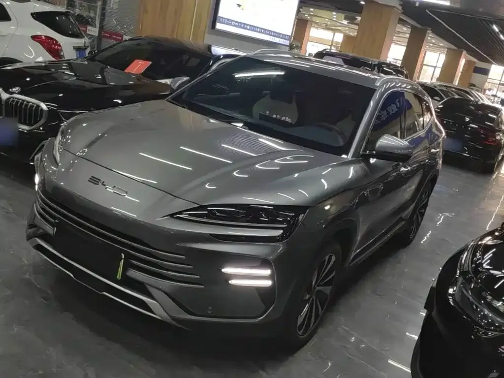 2023 BYD Song PLUS DM-i PHEV 110km Flagship Champion