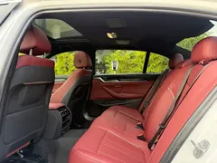 2021 BMW 5 Series 525Li M Sport Package, белый — фото 12